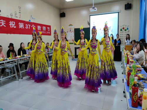 教师舞蹈表演